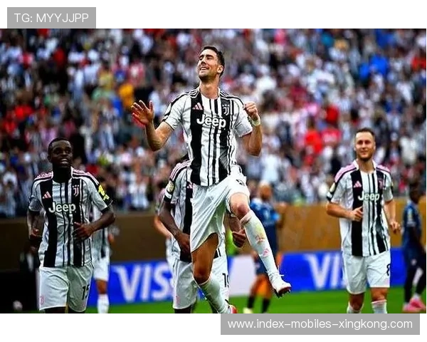 尤文开启新篇章：重塑战术，准备重返三后卫体系